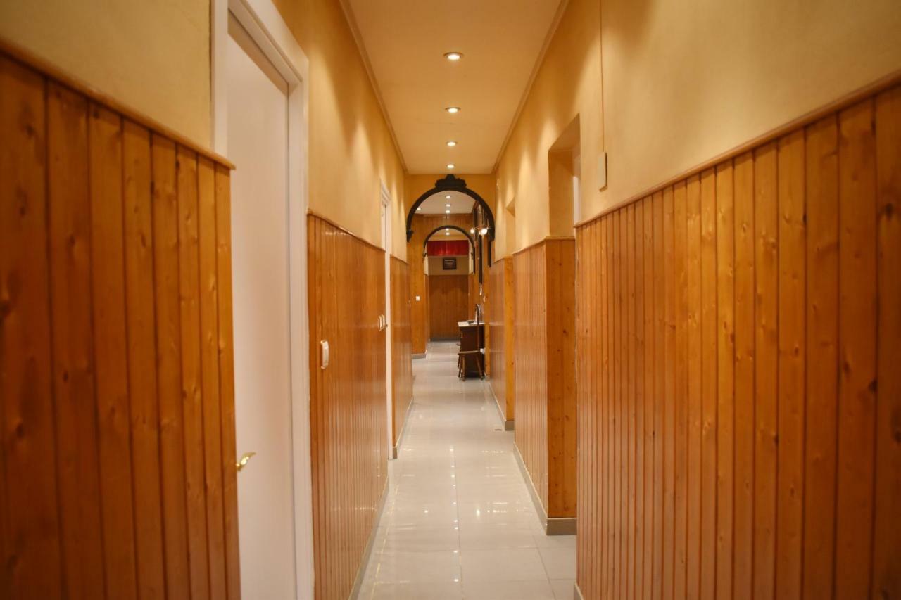 Hostal Oviedo Hotel León Exterior foto