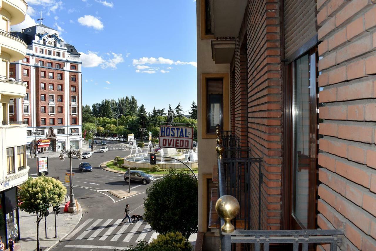 Hostal Oviedo Hotel León Exterior foto
